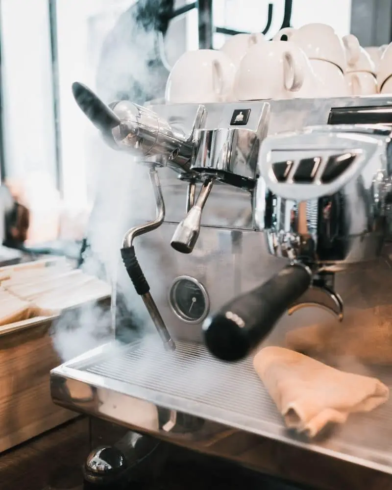 steaming espresso machine 